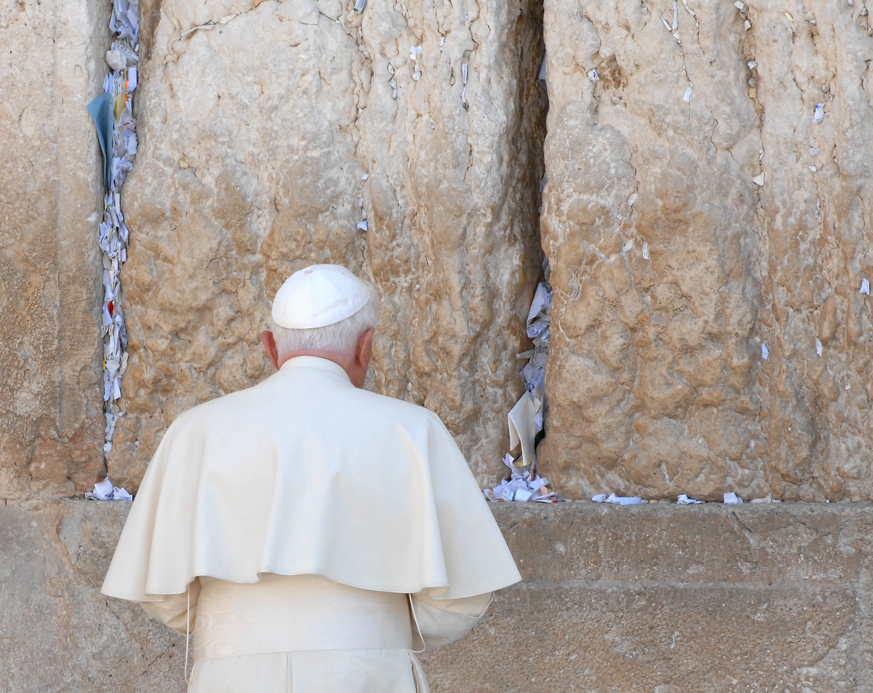 Pope Benedict XVI standing in prayer before the Western Wall, 2009